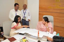 Minister Aditi Tatkares instructions to accelerate HIL and child development projects