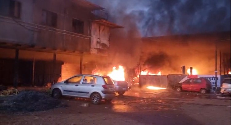Massive fire breaks out at Carzone Garage in Ajmer