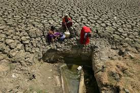 Water shortage crisis due to drying up of Krishnas tank in summer