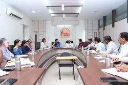 A time bound plan should be implemented to solve the problems in the city