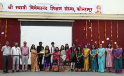 Youth danced to Garba  Dandiya at Vivekananda College