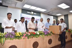 Distribution of computers and other materials worth 1 crore by the Guardian Minister from the District Annual Plan