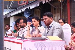 Applications of 76 citizens were filed in the Janata Darbar of Mayor Mrs. Ruparani Nikam