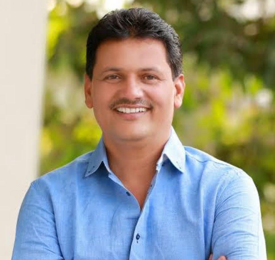 Thousands of farmers in Kolhapur