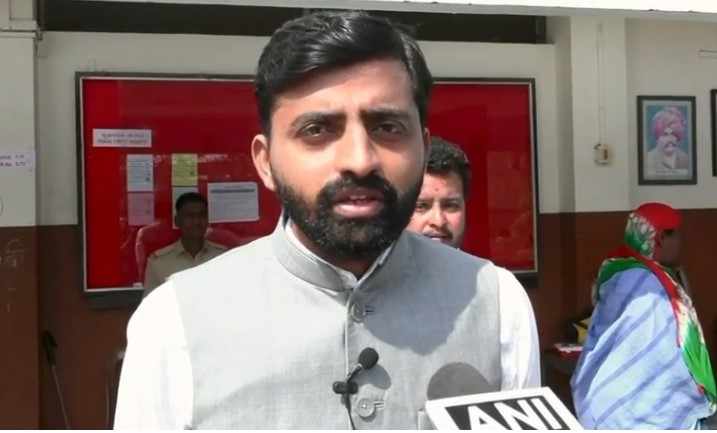 District Collector Amol Yedge appeal to Kolhapur and Ichalkaranji Municipal Corporation voters