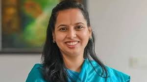 Revised district tour of Women