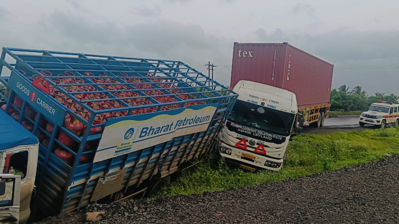 Container and gas tank tempo accident