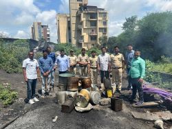 Police raid village liquor shops in Morewadi