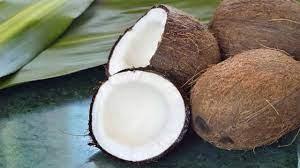 Amazing benefits of eating raw coconut in winter