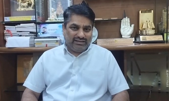 Mahayuti should first earn the trust of its own workers Satej Patils advice