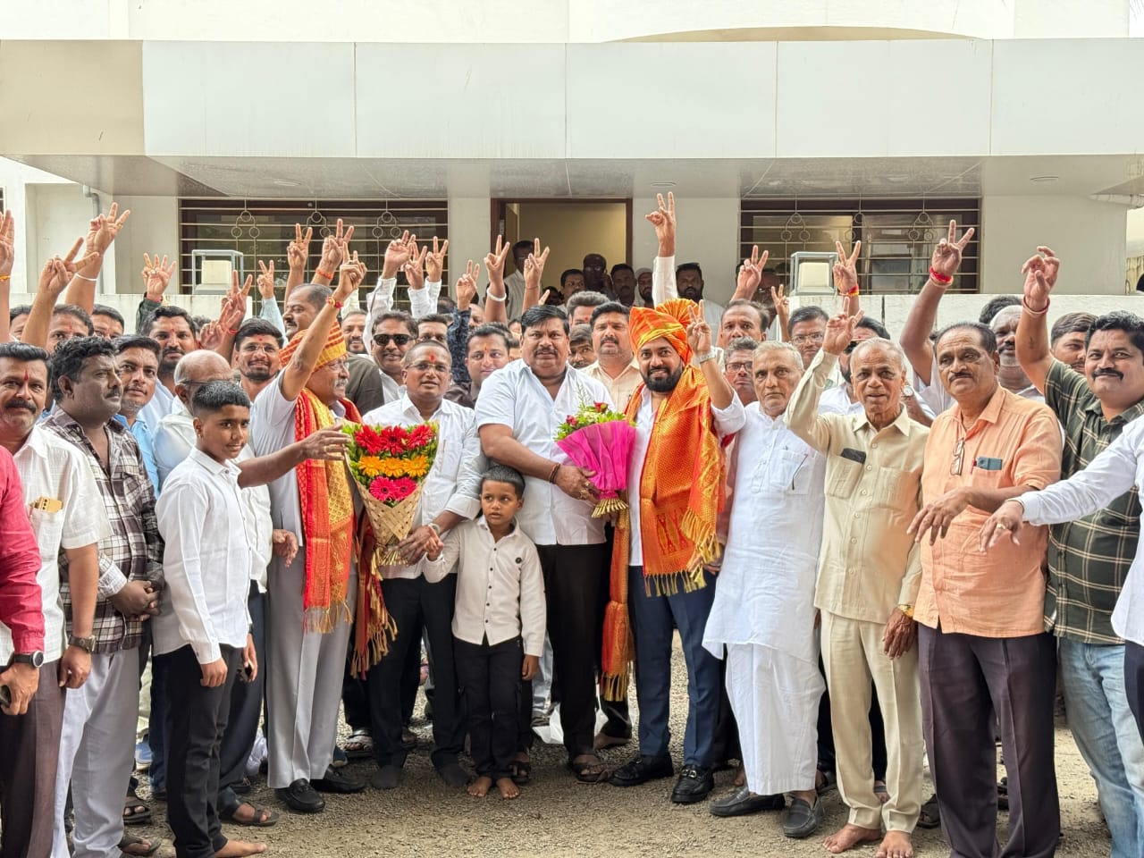 Shrirang Khaware and Balasaheb Mane