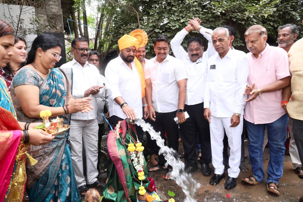 MLA Dr Rahul Awade inaugurated the borehole and gymnasiu