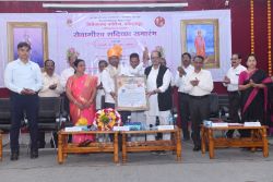 Humble personality in administration