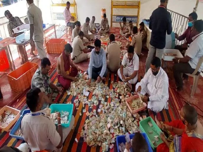 Donations of Rs 1 21 crores in Ambabai treasury during Sharadiya Navratri