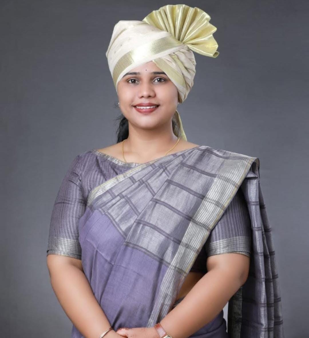 Kasba Bawdas daughter Sayali Bhosale is at the peak of success