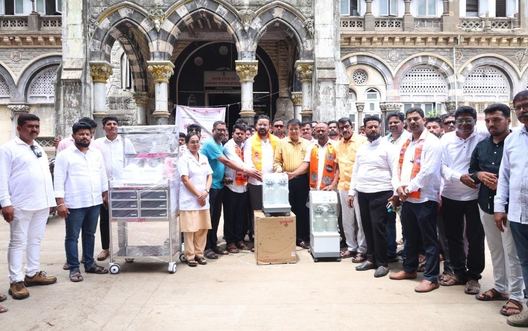 MNS Kolhapur celebrates the birthday