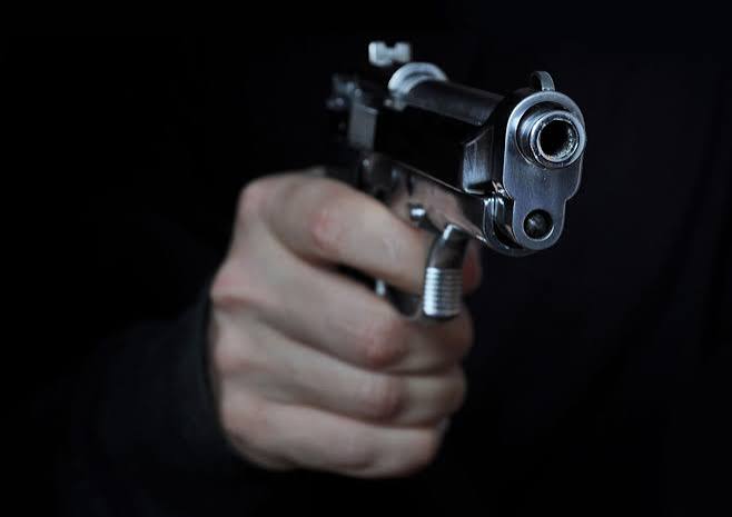 Murder by shooting with revolver