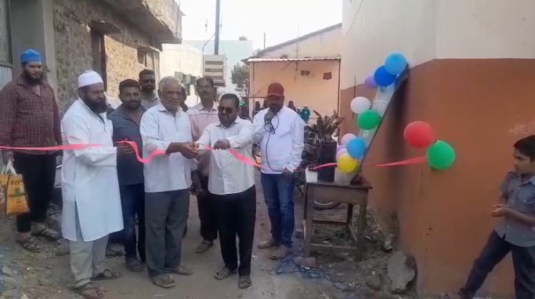 Food festival and weekly market in full swing at Urdu Vidya Mandir Aurwad