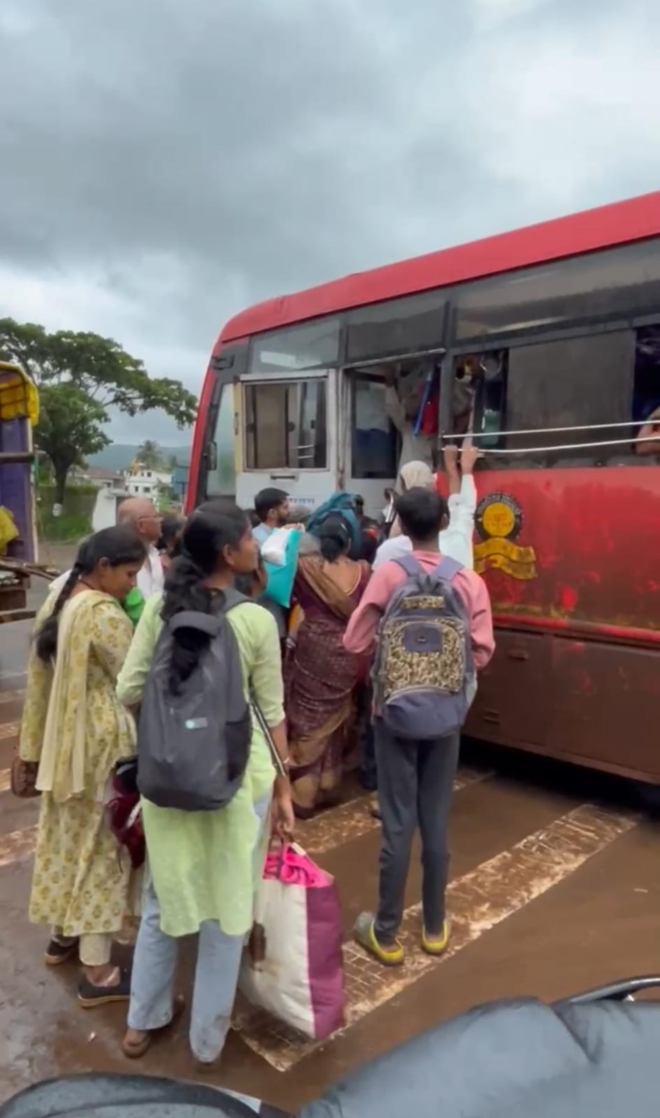 Passengers angry as Gargoti