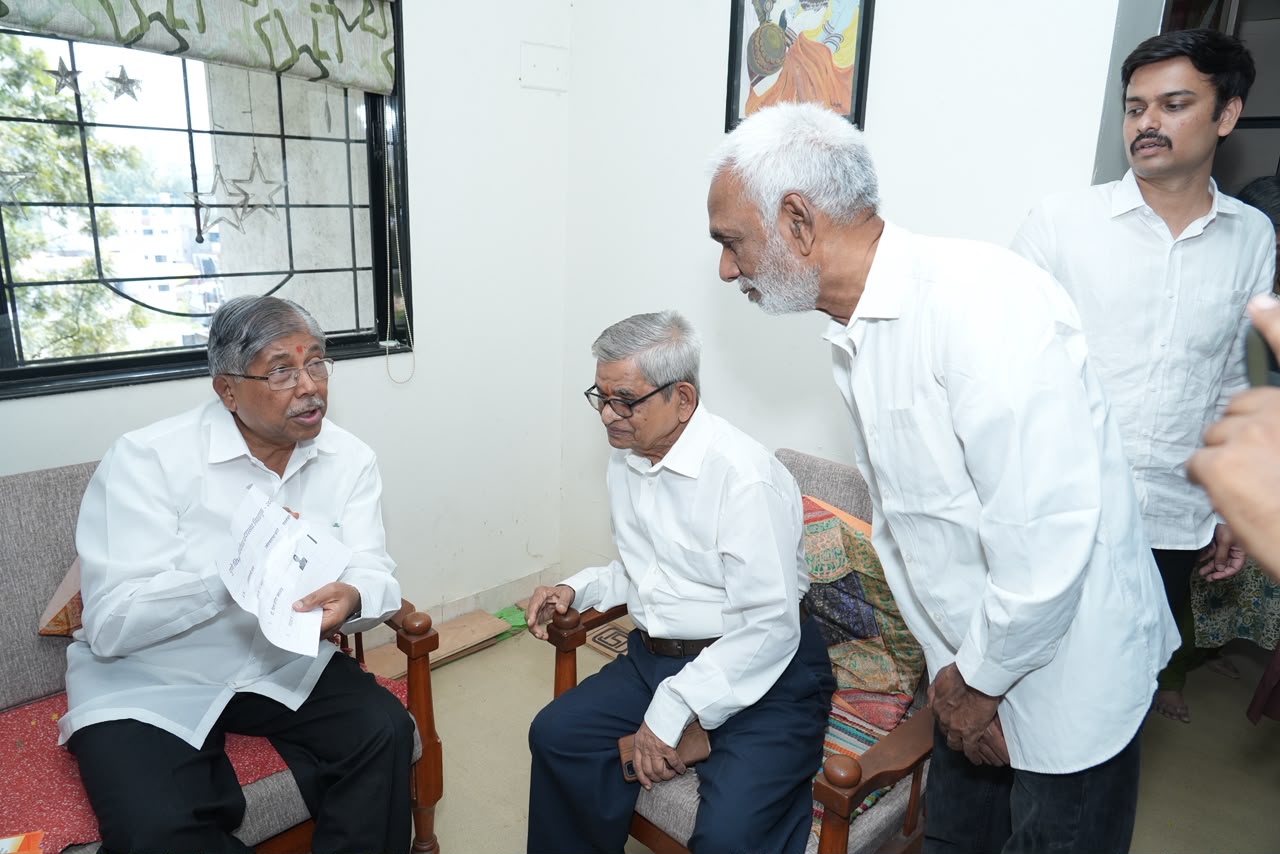 Chandrakant dada campaigns door