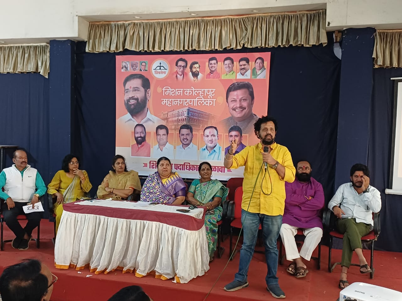 Use weapons in the form of plans even before the election battle