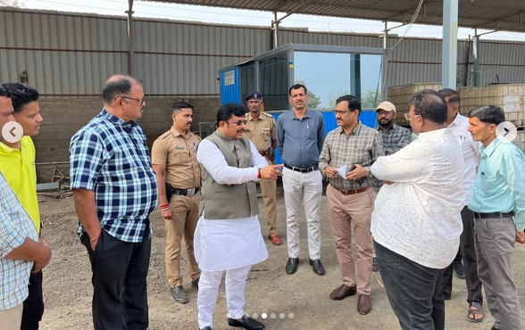MLA Kshirsagar makes a surprise visit to Kolhapur Municipal Corporation
