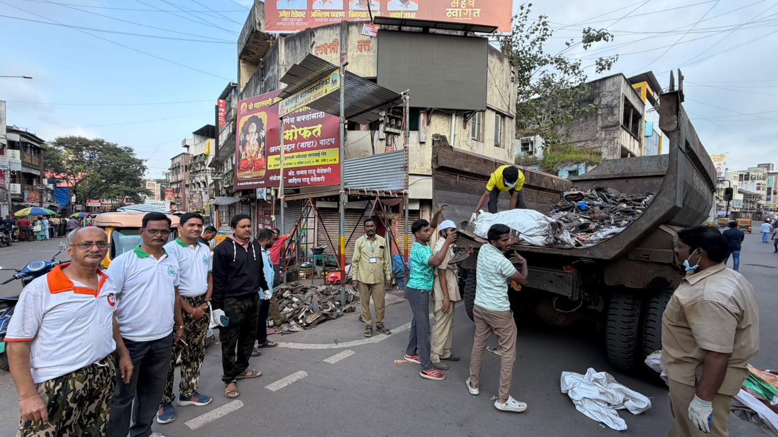 Kolhapur residents danced to the DJ s beats