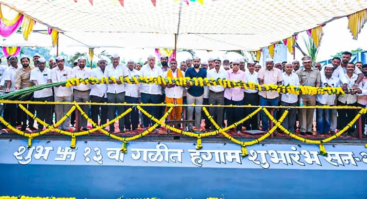 Diwali becomes sweeter for workers at the Sarsenapati Santaji Ghorpade
