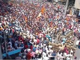 150 mobile phones 15 tolas of jewellery and seven two