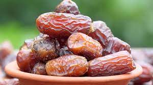 Do you know the health benefits of eating dates regularly