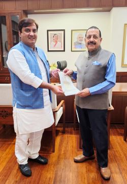 MP Dhananjay Mahadik demands the opening of an NDA examination