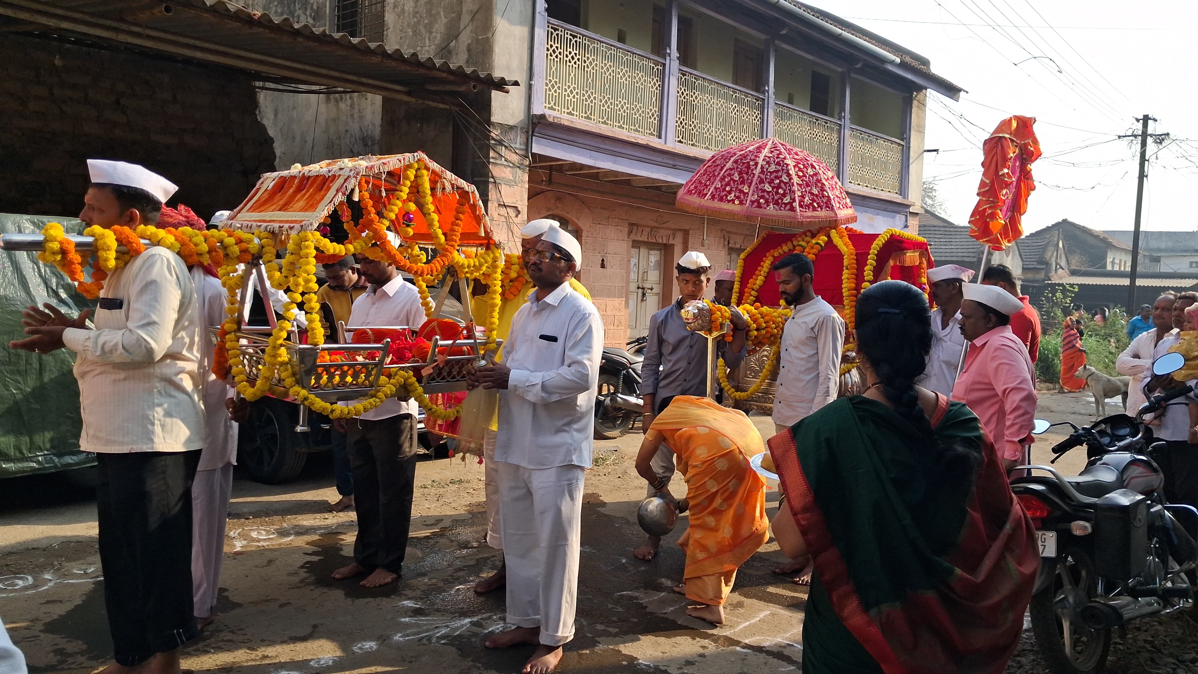 Satvet Palkhi ceremony