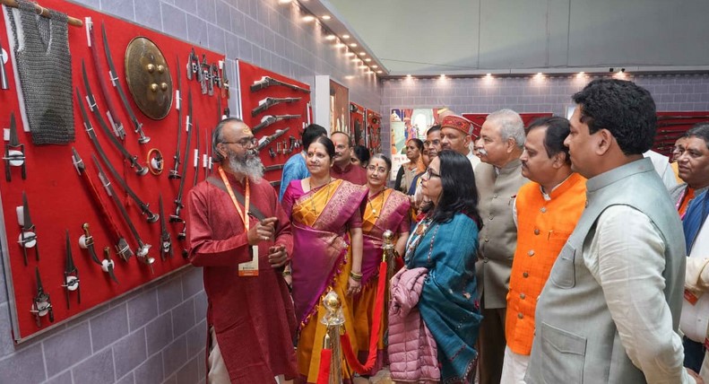 Culture Minister promises to set up a Shivkaalin Arms Museum in Delhi