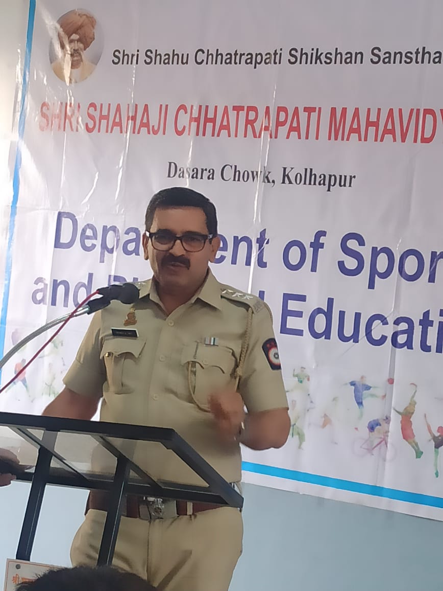 Workshop on driving license procedures and road safety