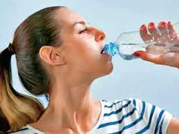 8 glasses is not enough water for the body in a day