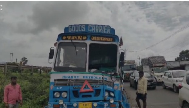 Truck accident on the national highway near Top