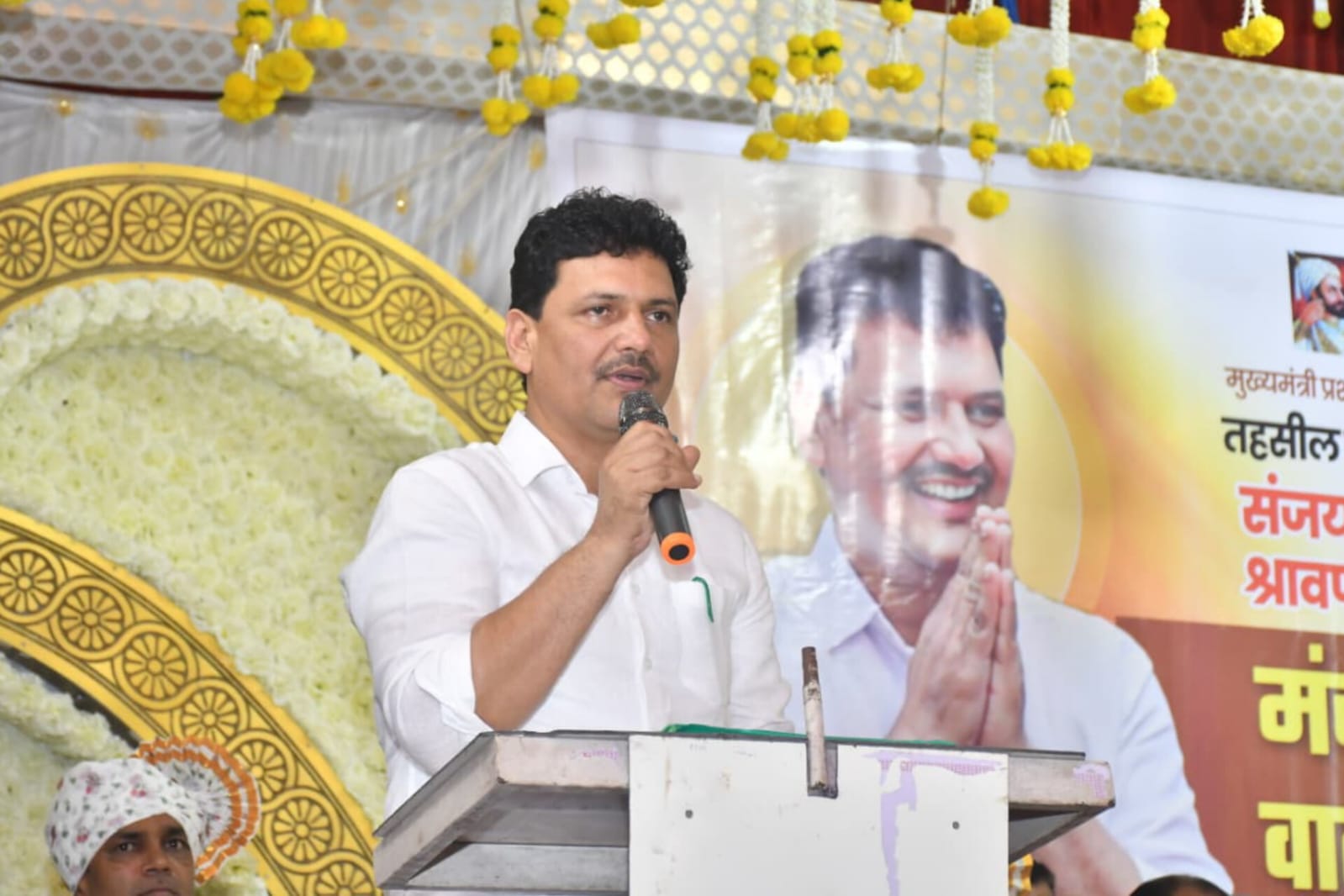 Distribution of sanction certificates for grants under various pension