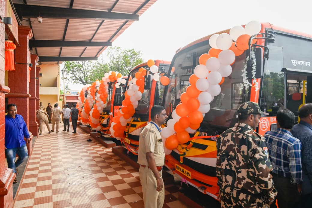 Jijau bus