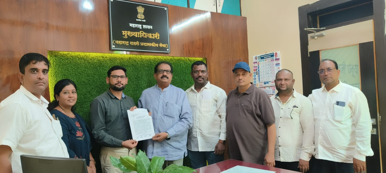 Manthaly mitting in ajra nagarpanchait