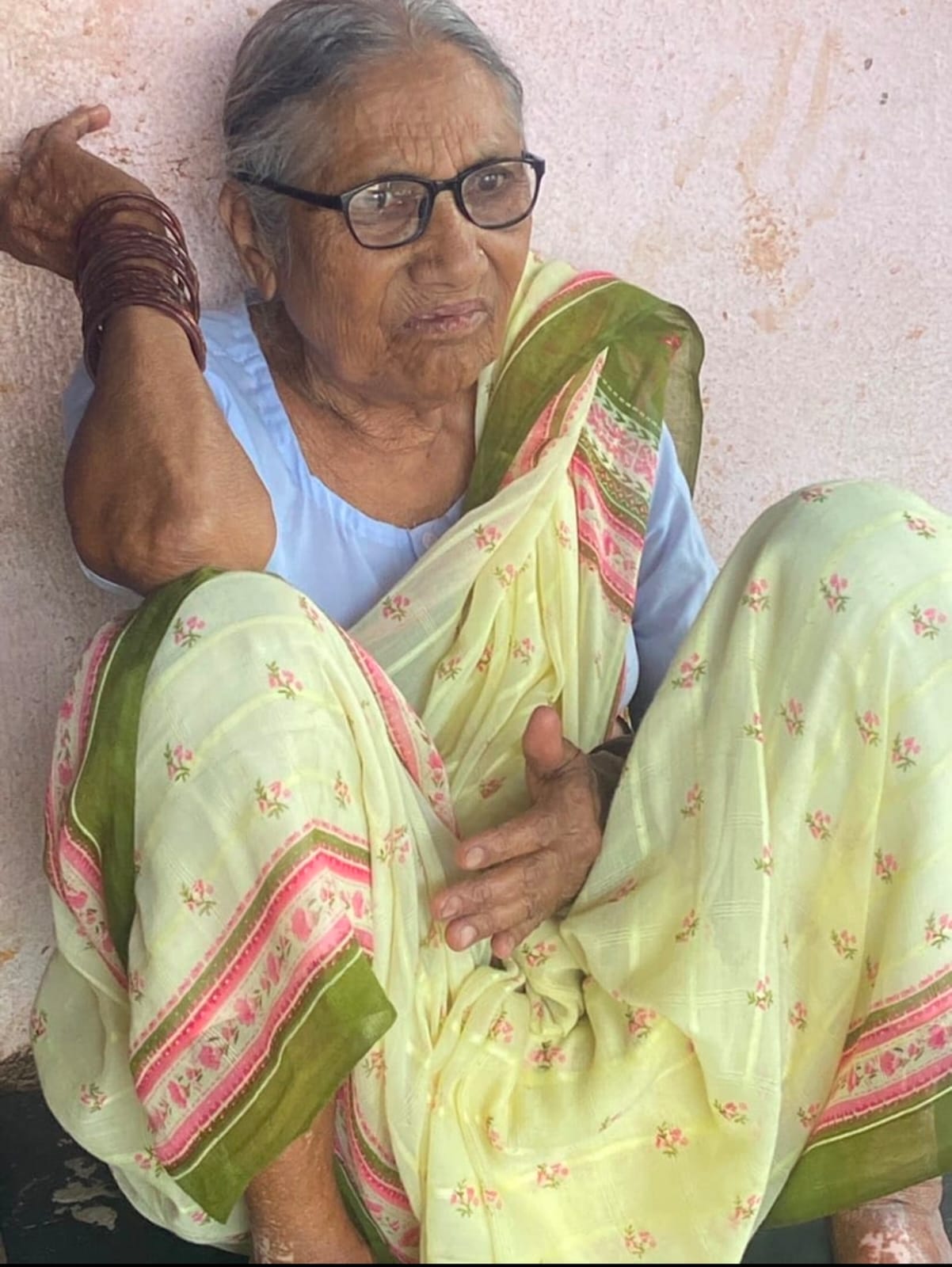 Ninetyyear old grandmother