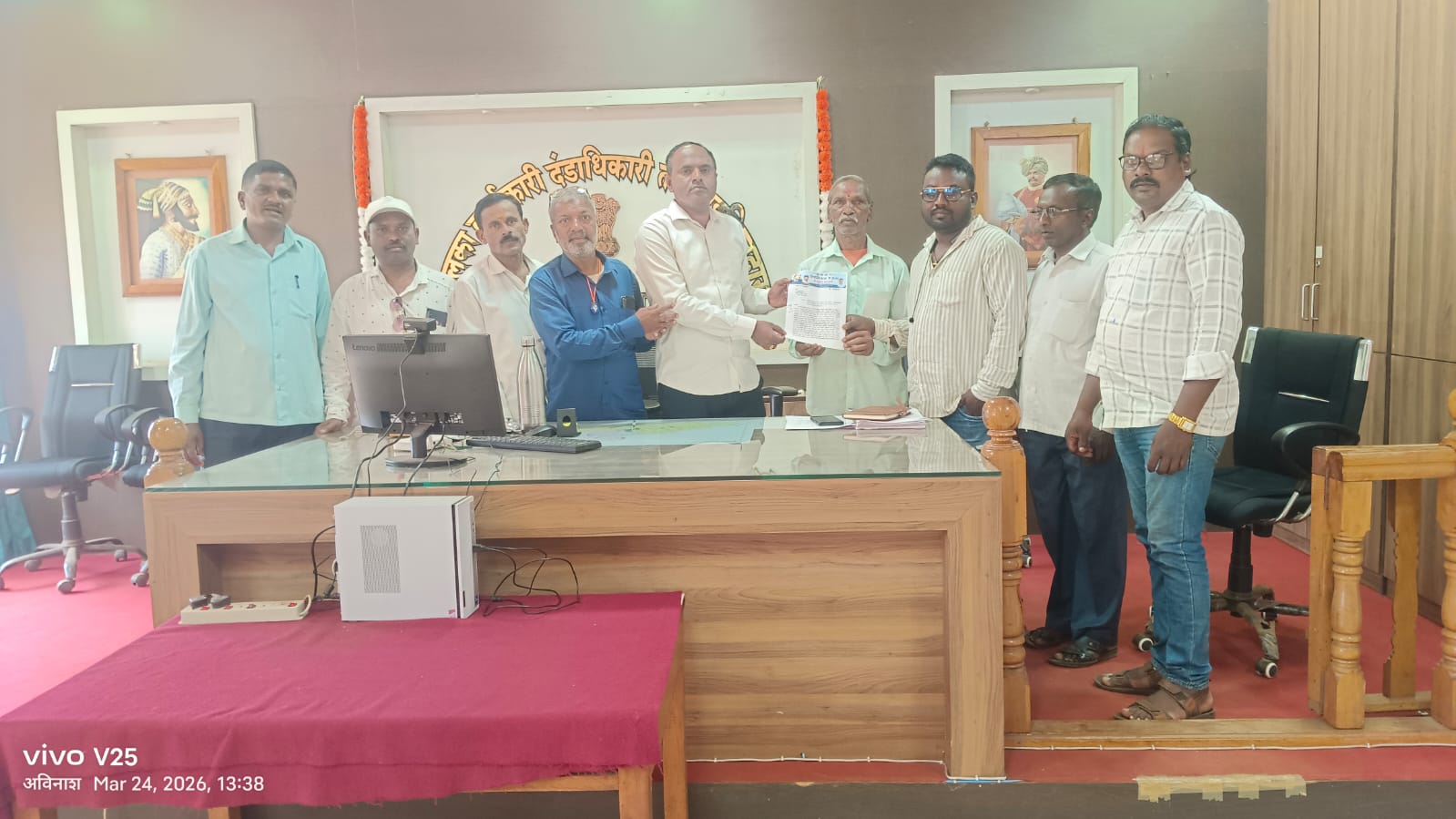 Protest against Sanjay Shirsaths statement