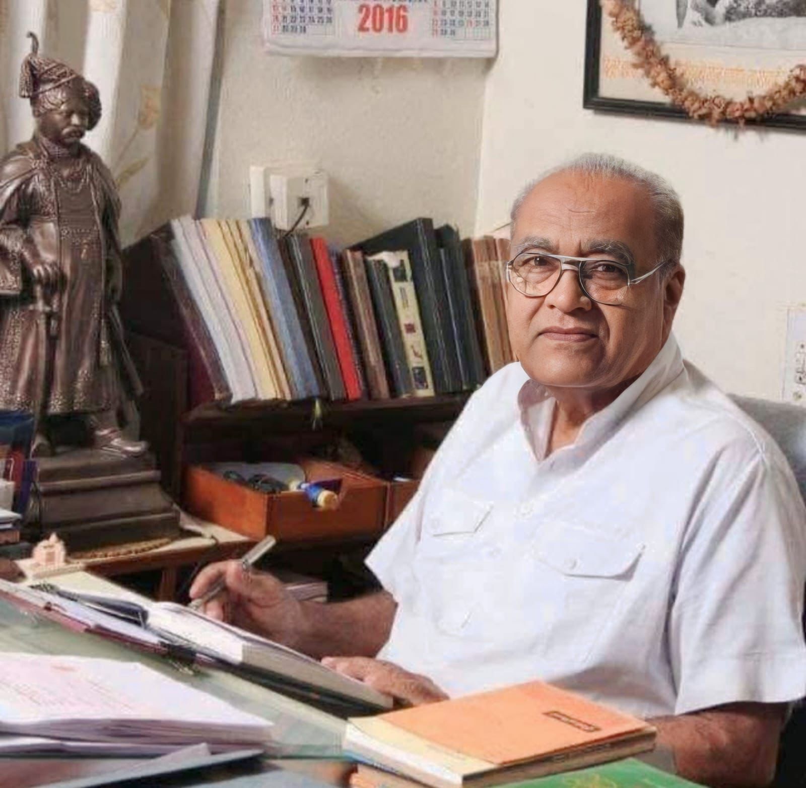 The passing away of Dr Jaisingrao Pawara great thinker from Kolhapurs soil