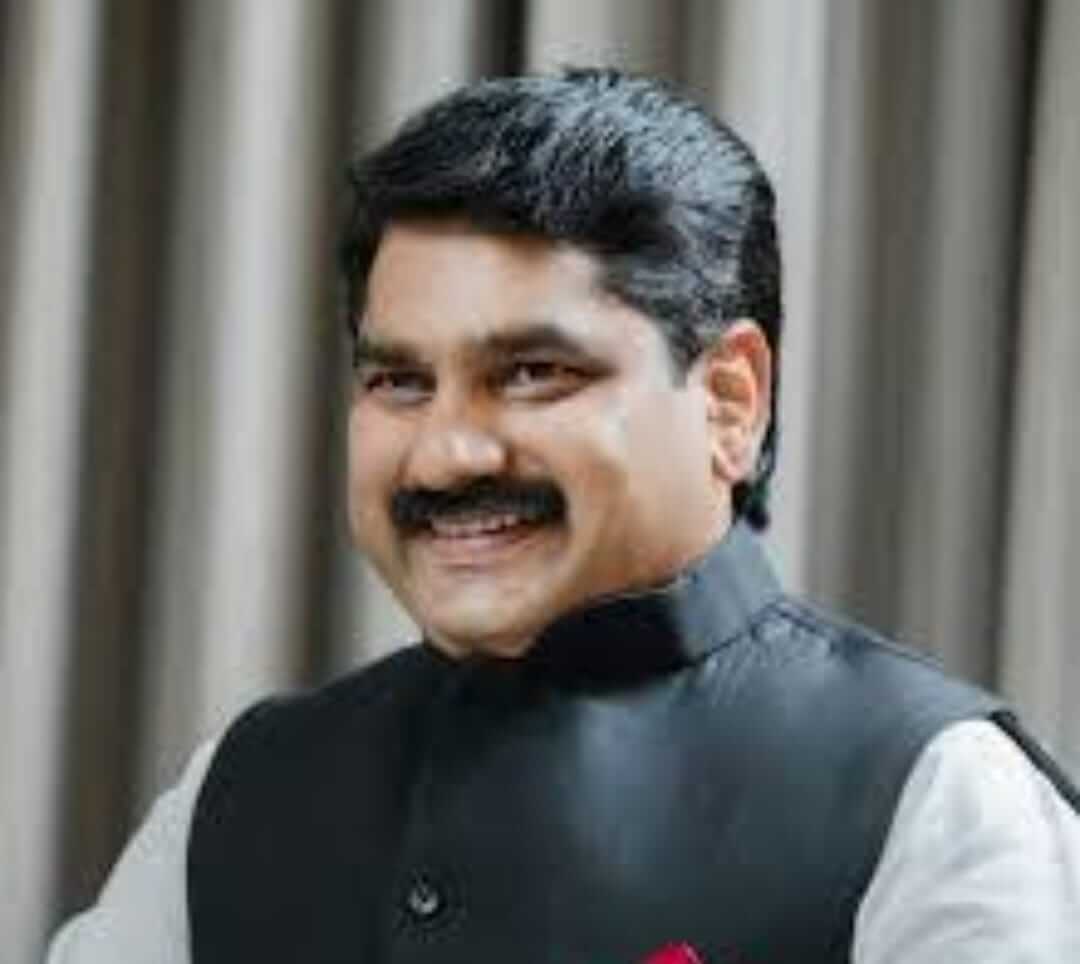 demand of maratha bhavan