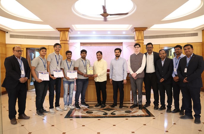 Dr DY Patil Polytechnic hat trick of winning titles in badminton